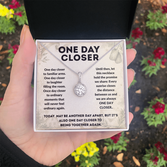 One Day Closer Eternal Hope Necklace – Deployment Gift for Military Wife, Girlfriend or Loved One